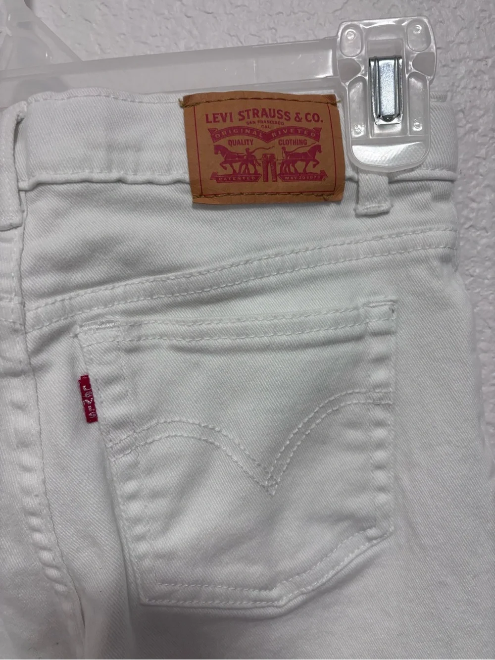 Levi's White High-Rise Slim Jeans